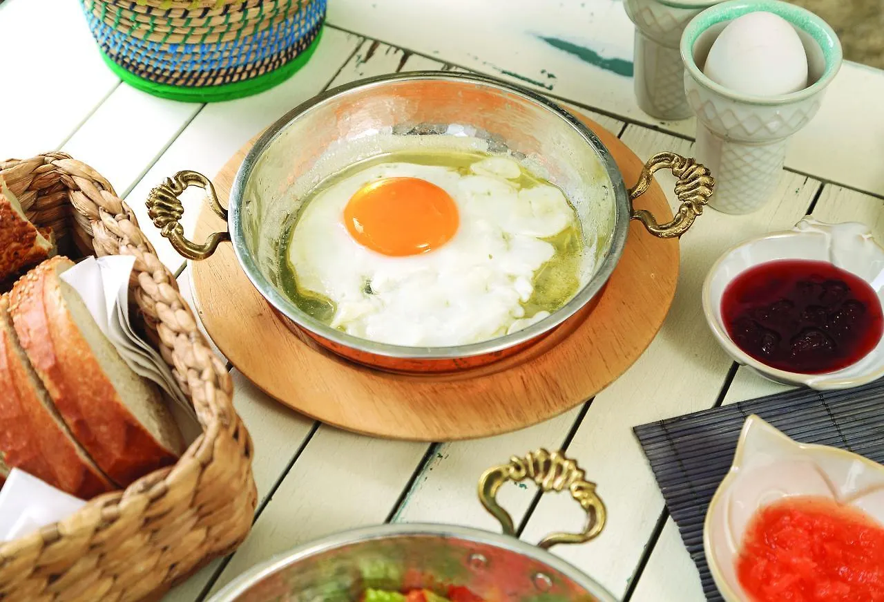 1850 Hotel Kemalpasa Alaçatı Bed & Breakfast